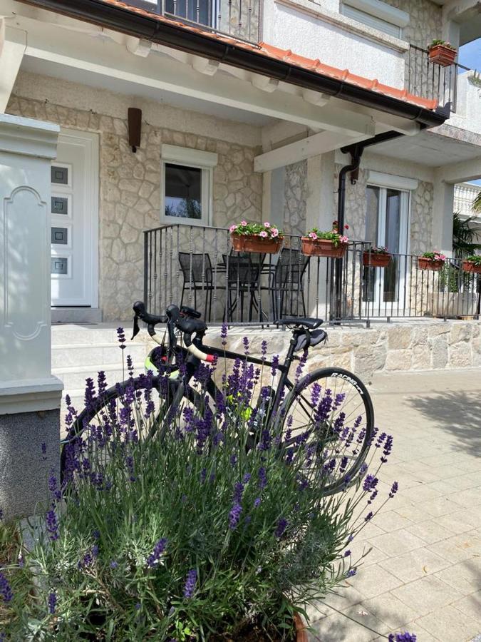 Apartment Iva Vrana  Eksteriør billede