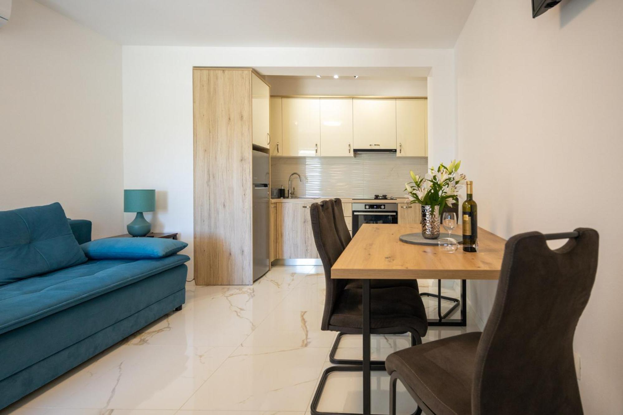 Apartment Iva Vrana  Eksteriør billede